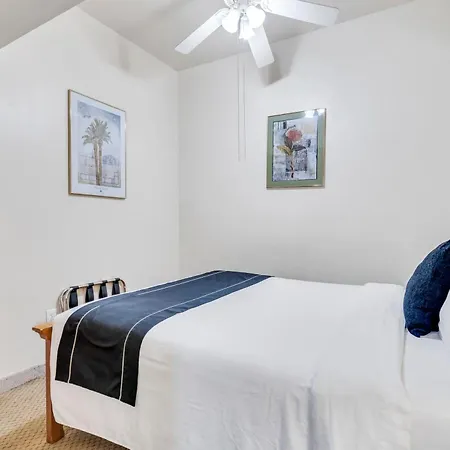 Hotel De L'Eau Vive New Orleans Room photo